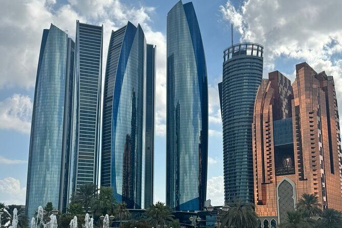 Abu Dhabi Half Day City Tour Sharing Experience - What’s Included and What’s Not