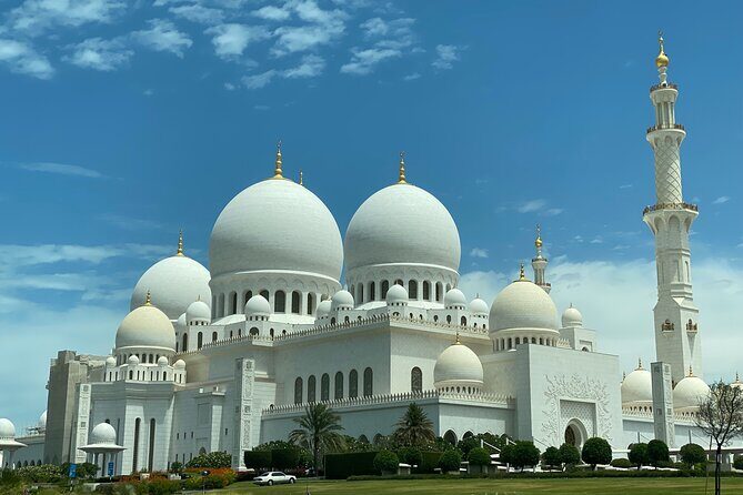 Abu Dhabi Half Day City Tour Sharing Experience - Additional Features & Logistics