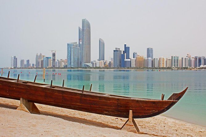 Abu Dhabi Tour in Spanish with Lunch from Dubai - Heritage Village: Step Back in Time