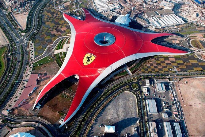 Abu Dhabi Tour with Ferrari world - Glimpse of Grandeur: Emirates Palace