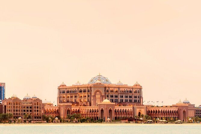 Abu Dhabi Trip and Sheikh Zayed Mosque By SUV From Dubai - The Guide and Tour Logistics