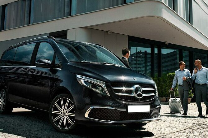 Airport pick up and drop off (Queen Alia Airport Amman) - What to Expect During Your Transfer