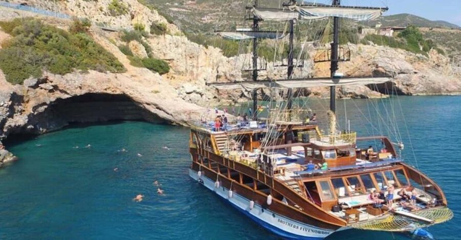Alanya: Catamaran Boat Tour with Snorkeling with Lunch - Is This Tour Worth It?