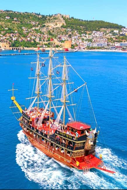 Alanya: Pirate Boat Tour with Food and Drinks - The Coastal Sightseeing: Iconic Landmarks from the Water