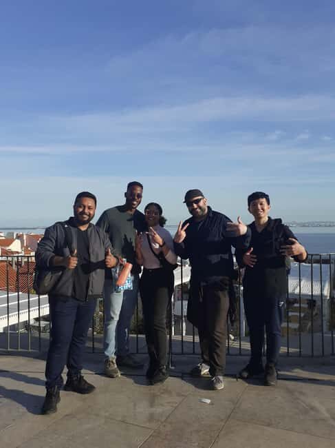 ALFAMA - Free Walking hist. tour in Old Town (BASED ON TIPS) - What Makes This Tour Stand Out?