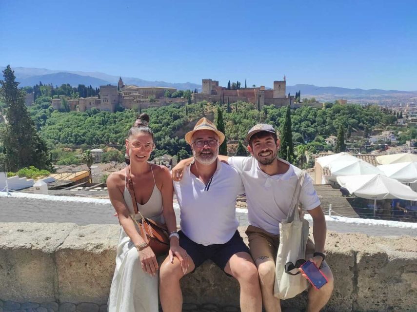 Alhambra with Nazaries Palaces Private Tour - Why a Private Tour Is Worth the Price