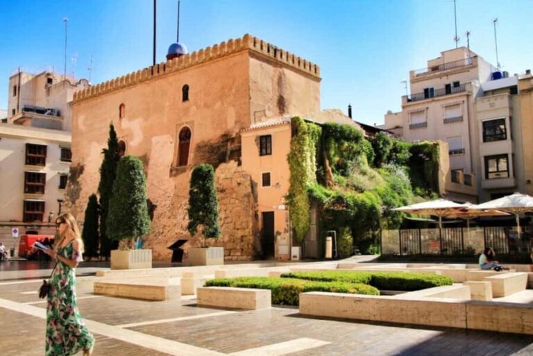 Alicante & Elche: Day Trip with visit to the Santa Bárbara Castle - Who Should Book This Tour?