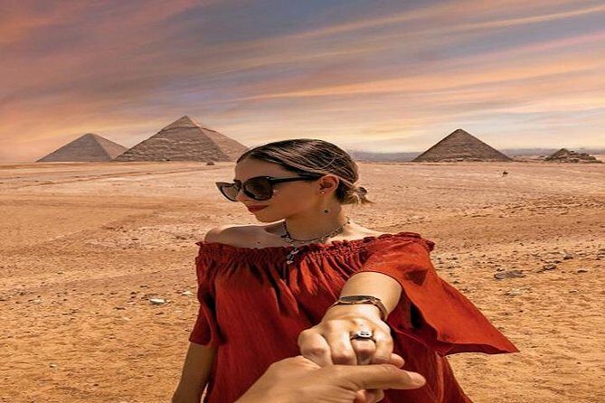 All inclusive Private Trip Giza pyramids Sphinx Camel,Lunch - How the Experience Plays Out: What You Can Expect