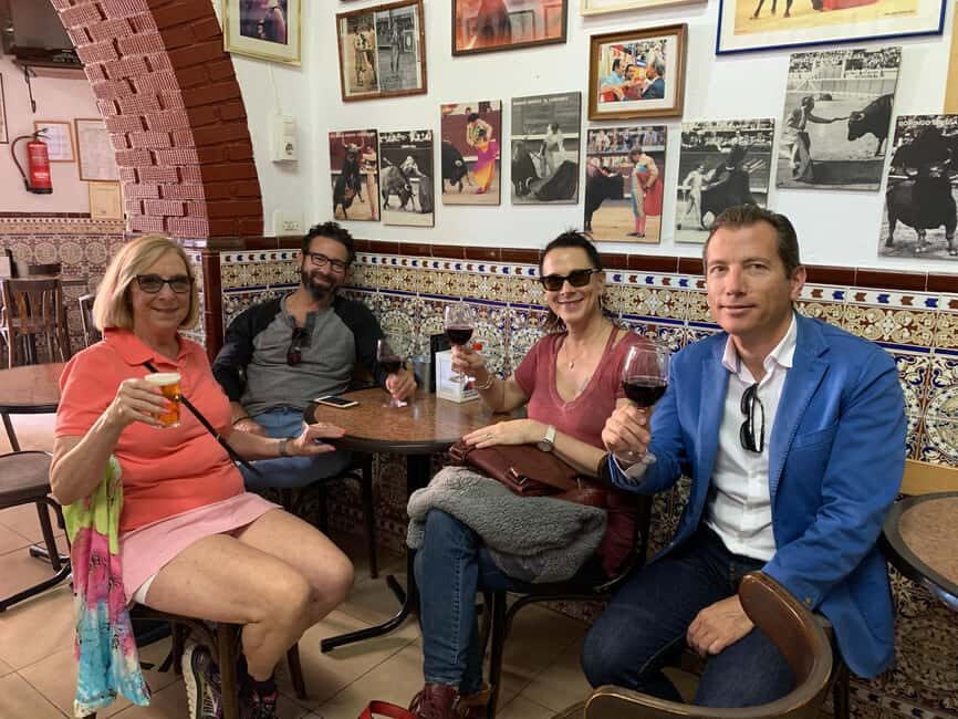 Almería: Walking Tour with Tapas and Olive Oil Tasting - The Tasting Experience and Its Value