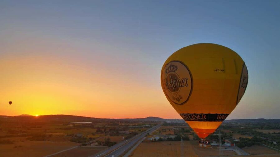 Amazing Sunrise or Sunset Balloon ride(with private options) - What Makes This Tour Stand Out?