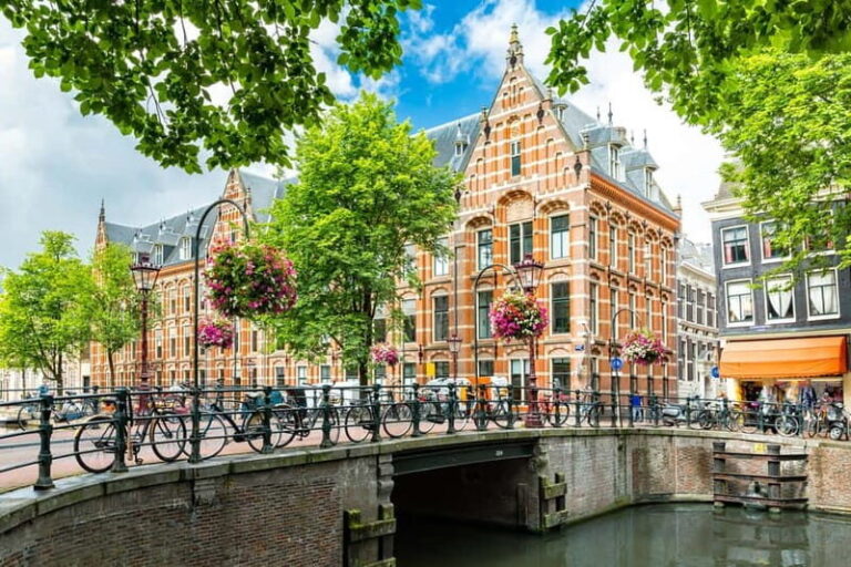 Amsterdam Historical Walk: Golden Age and Colonial Empire - What to Expect: A Step-by-Step Breakdown