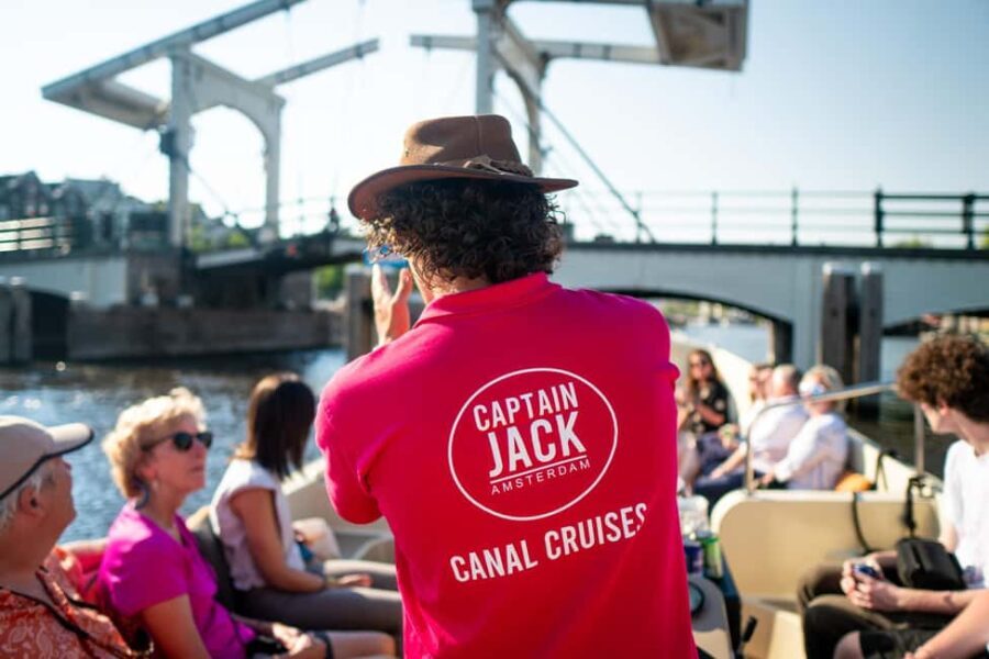 Amsterdam: History Cruise, Local Guide, Drinks & Bites - Authentic Insights from Reviewers