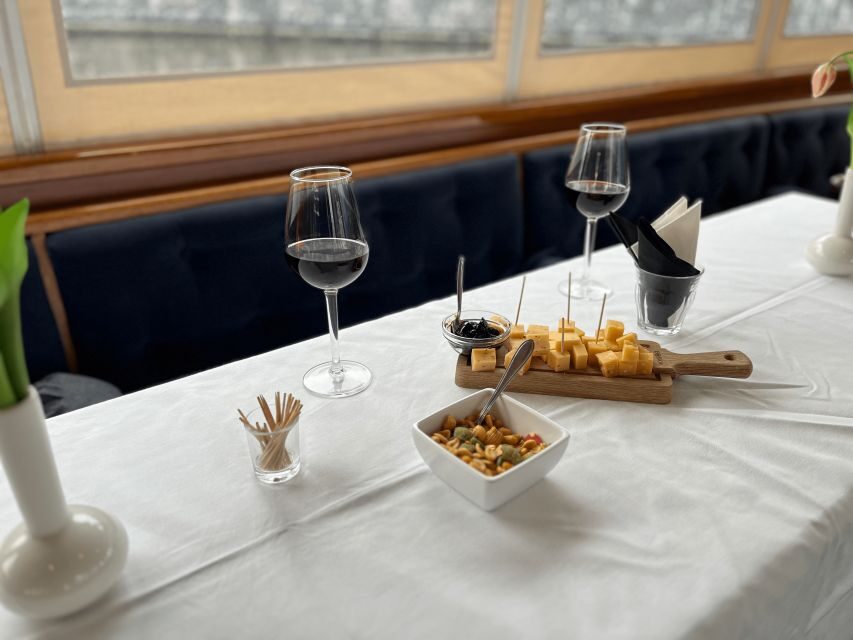 Amsterdam: Luxury Light Festival Cruise with Drinks Option - The Value for Money