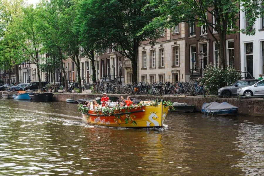 Amsterdam: New & Original Aperol & Limoncello Spritz Cruise - Sights Along the Canal Route