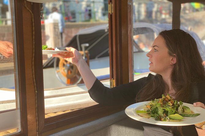 Amsterdam Private Dinner Cruise incl Drinks & 2-course Dinner 2hr - Who Will Love This Experience?