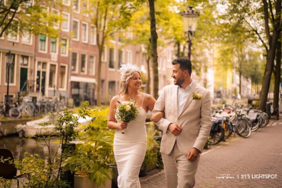 Amsterdam & Zaans Schans: Solo, Couple, or Group Photoshoot - The Downsides & Considerations