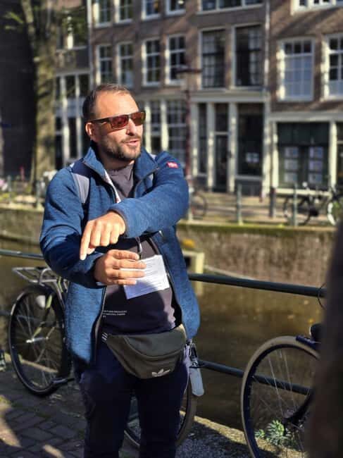 Amsterdams Hidden Facts: 750 Years of Secrets  by Adonis - The Experience of a Guided Walking Tour