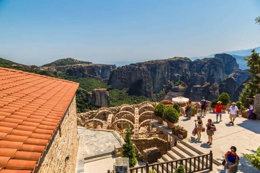 Athens: Meteora 2-Day Tour with Accommodation - Exploring the Itinerary: What You Can Expect