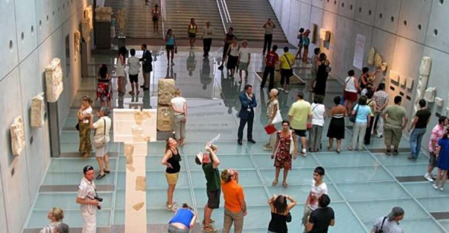 Athens Private Sightseeing Minibus Tour with Lunch - What to Expect and Practical Tips