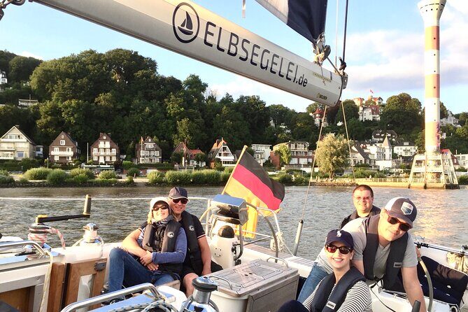 Authentic Sailingtrip "To the Gates of Hamburg" from Wedel - Authenticity and Unique Touches