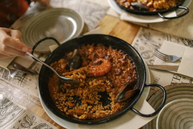 Barcelona: Food Walking Tour with Tapas and Wine - The Experience from the Reviews