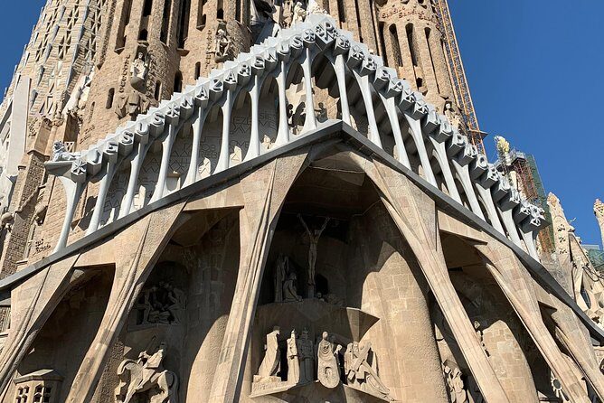 Barcelona: Gothic Paths, Tapas & Sagrada Familia Private Tour - Who’s This Tour Best For?