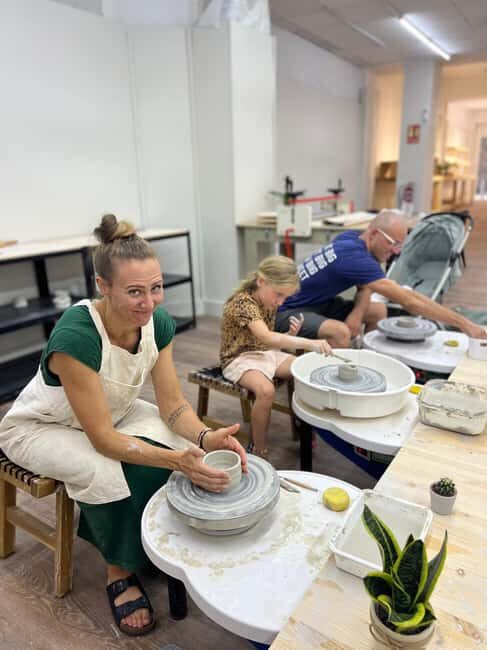 Barcelona: Pottery Wheel Class for Beginners - The Itinerary in Detail