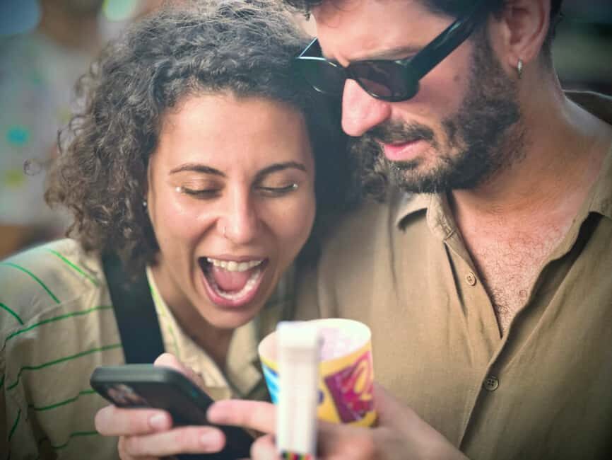 Barcelona: Private Phone Photography Class - Park & Old Town - An Inside Look at the Photography Class