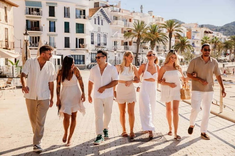 Barcelona: Private Sitges & Tarragona Guided Tour &Free Time - Exploring Sitges: Coastal Elegance and Artistic Flair