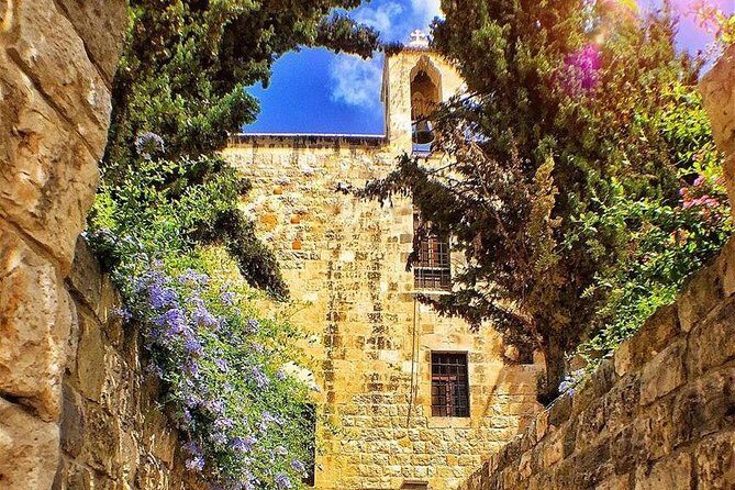 Beirut, Beiteddine & DeirElQamar Day Trip-With Lunch(4G on Board) - Transportation, Group Size, and Logistics
