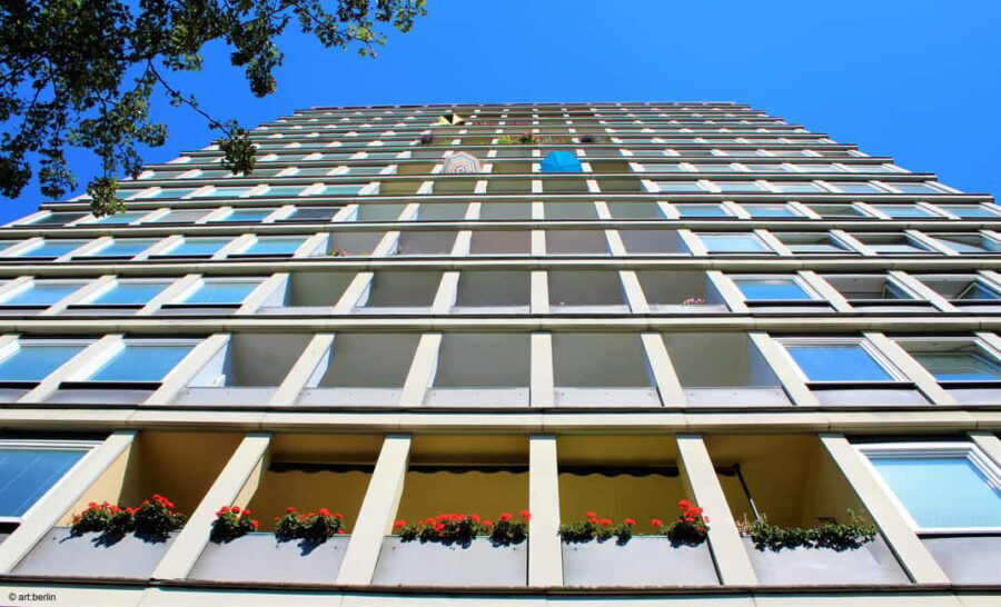 Berlin: Architectural tour through the Hansaviertel - What You Can Expect from the Tour