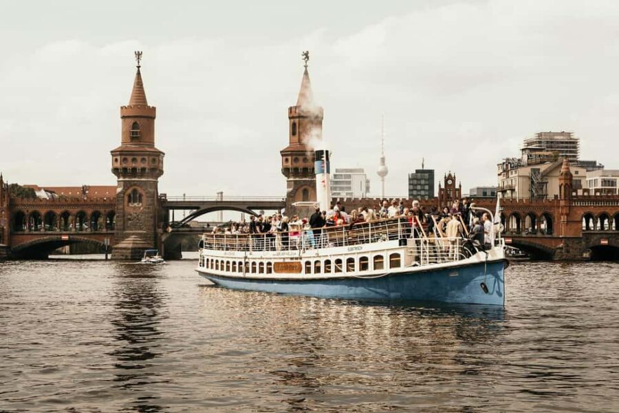 Berlin: Evening JAZZ Cruise with "Markus Ehrlichs" Jazz Trio - The Value for Money