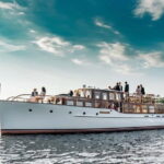 Berlin: Evening Yacht Cruise with Aperitif - Practical Aspects and What to Expect
