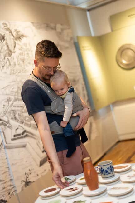 Berlin: Family tour of Berlin's history and stories at the Ephraim Palace Museum - Highlights of the Tour