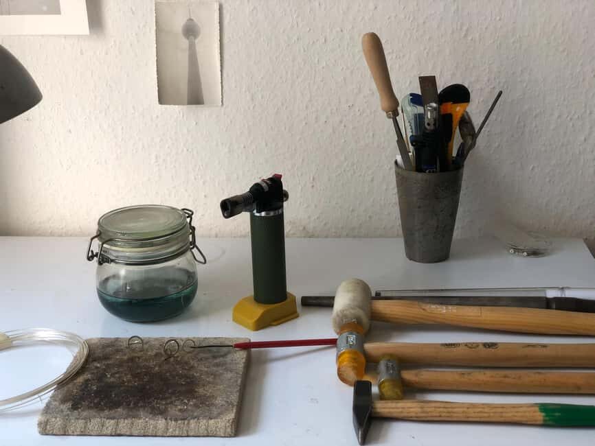 Berlin: Make Your Own Minimalist Silver Jewellery - The Venue and Accessibility