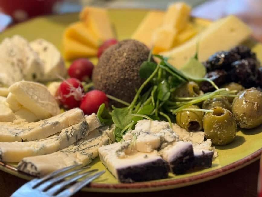 Bern Food Market: Tour w/o Brunch - The Breakdown of the Bern Market Tour