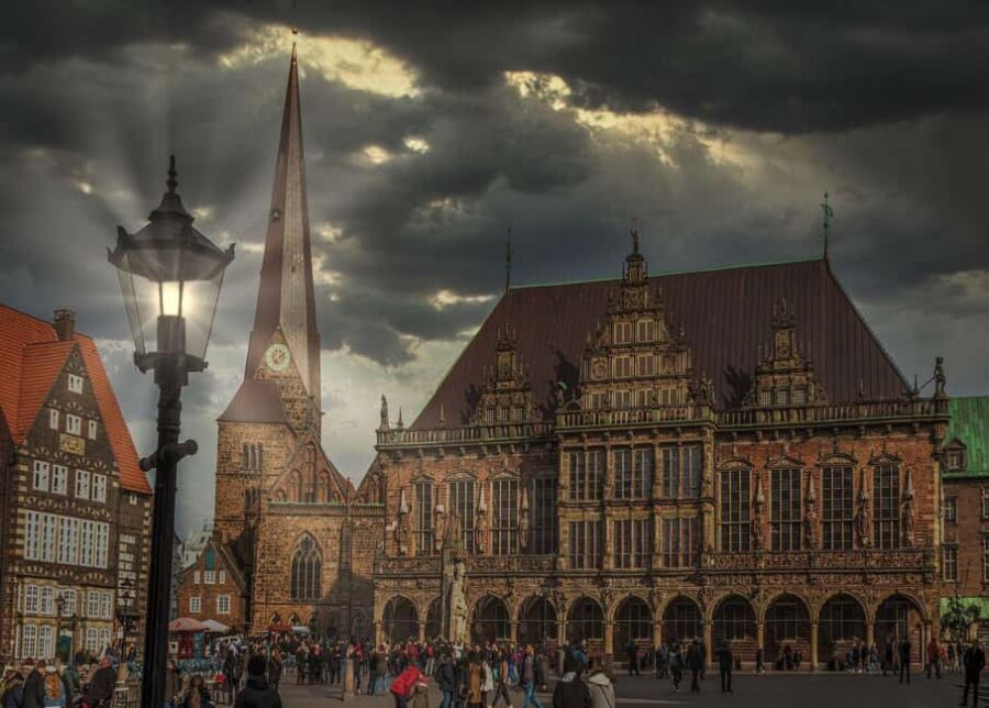 Best of Bremen Private Walk Tour with a Professional Guide - Exploring Bremen’s Fairy-Tale and Artistic Neighborhoods