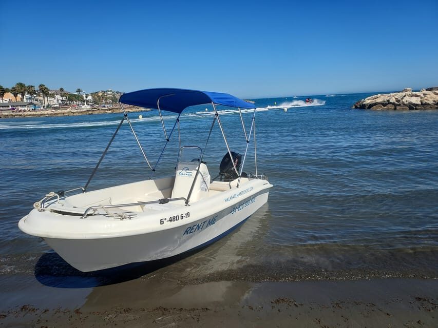 Boat rental without a license in Malaga city for 1-6 people. - Key Points