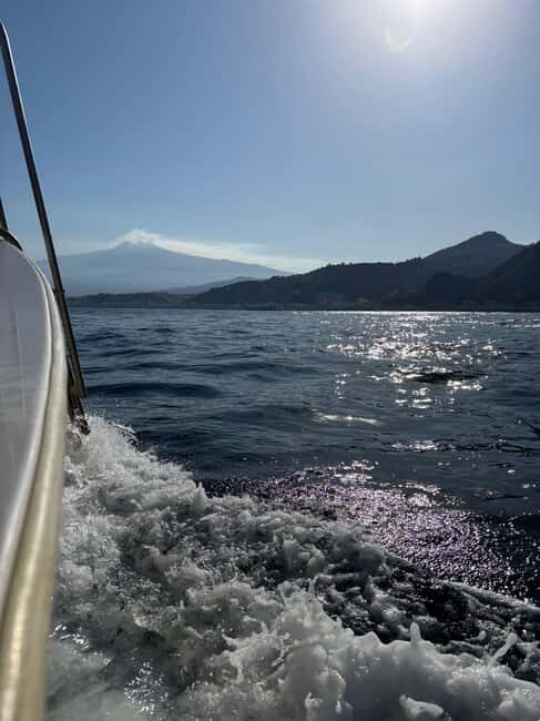 Boat tour in Taormina with aperitif - Aperitif and Onboard Comfort