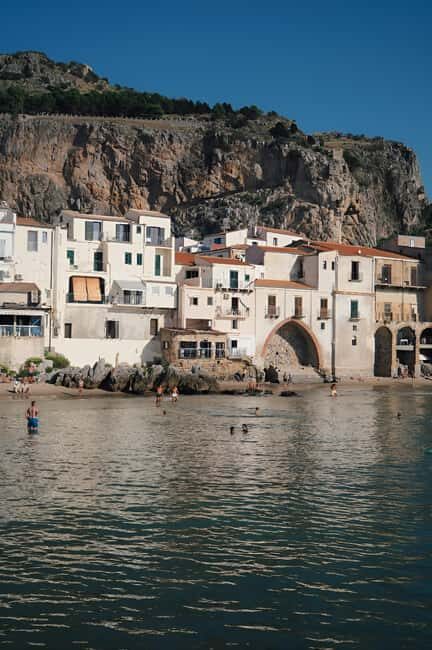 Boat trip to Cefalù - Who Should Consider This Trip?