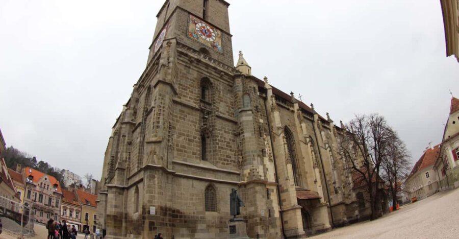 Brasov: Guided City Walking Tour with Wine - What to Expect on the Tour