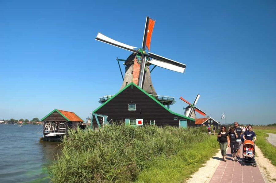 Brussels: Full Day Holland Keukenhof & Windmills Guided Tour - Practical Details and Value