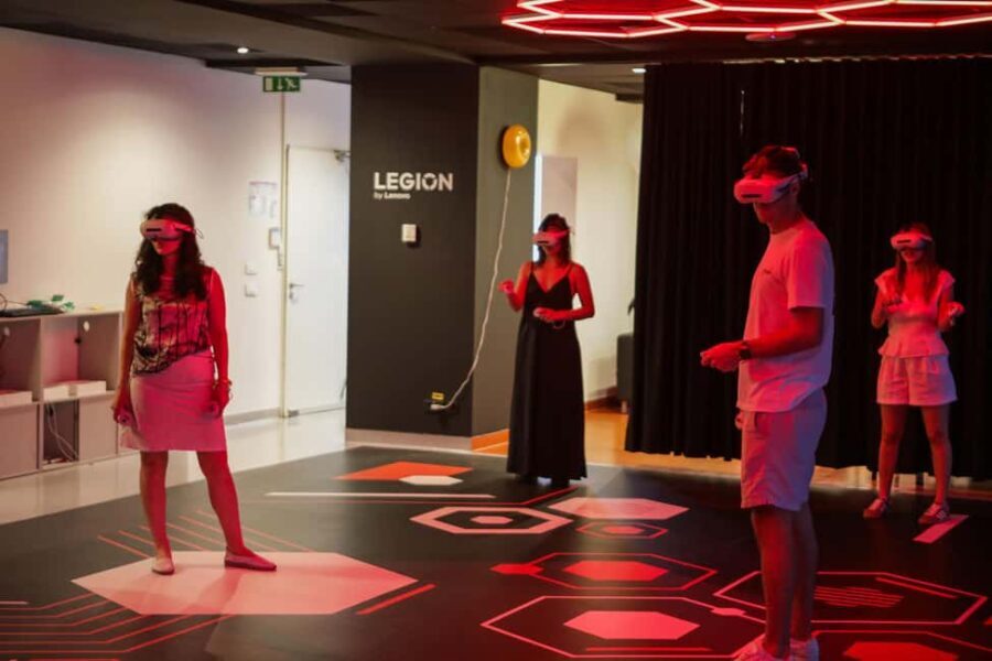 Bucharest: Family VR Adventure with Refreshments - Comfort, Snacks, and Additional Entertainment