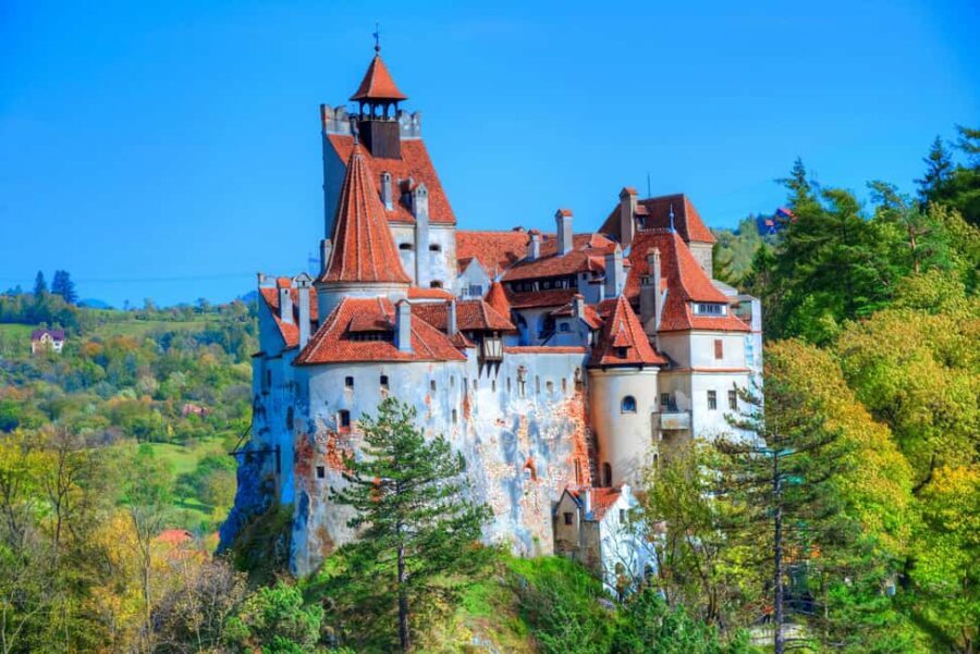 Bucharest : Pele Castle, Dracula Castle & Braov Day Trip - Detailed Breakdown of the Itinerary
