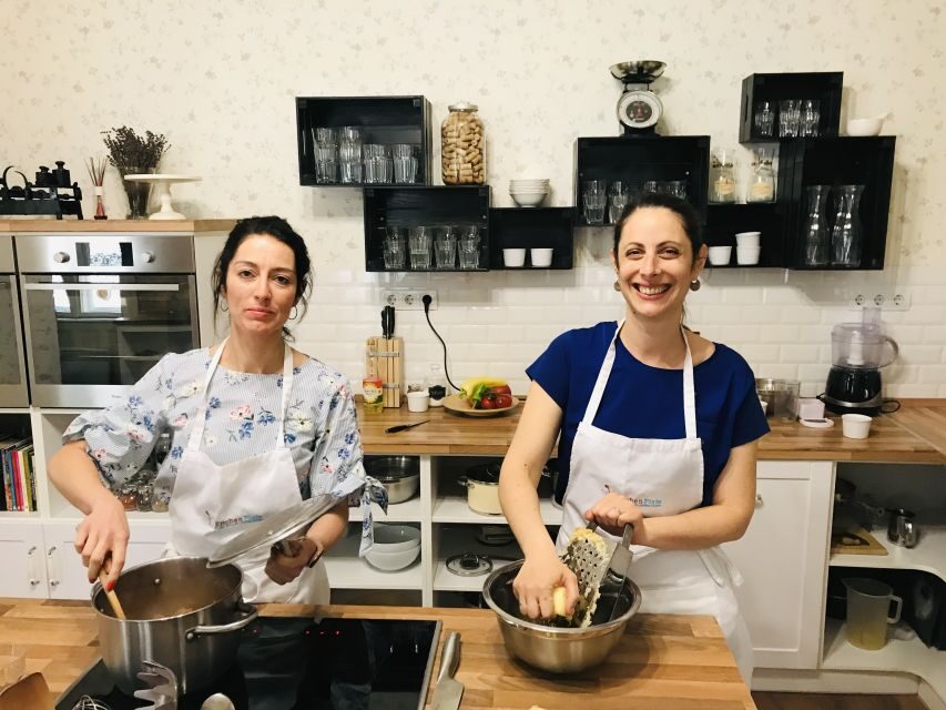 Budapest: Hungarian Premium Cooking Class with 4-course meal - What to Expect from the Cooking Class
