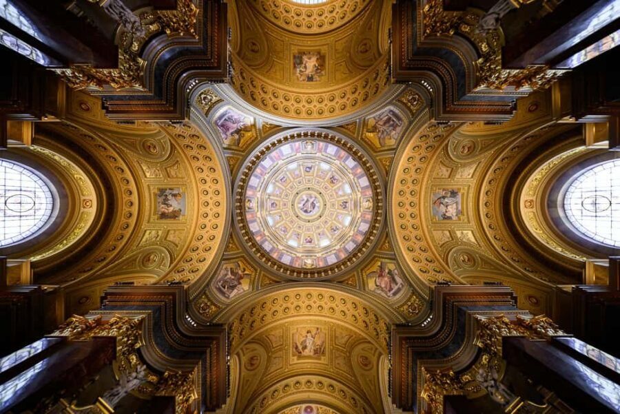 Budapest: St. Stephen's Basilica Entry with Options - The Experience: What Will You See and Do?