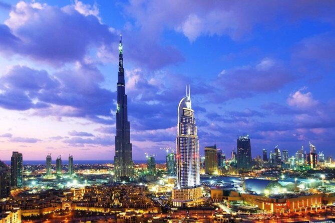 Burj Khalifa: At the Top Level 124 Sunrise with Morning Treats at The Café - Additional Notes and Considerations