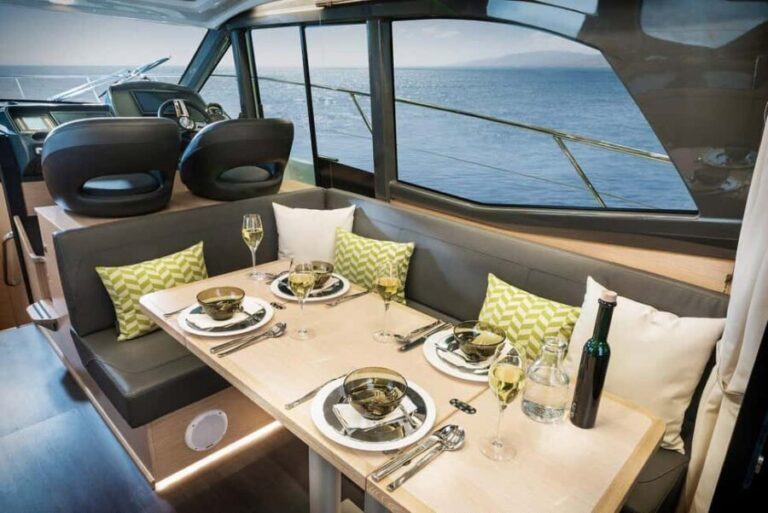 Cádiz: Bay of Cádiz Luxury Motor Boat Cruise - Who Is This Tour Best For?