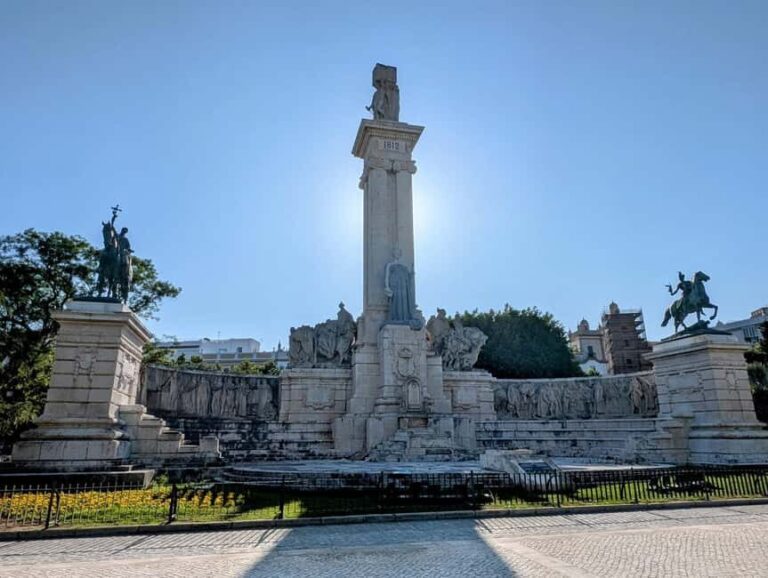 Cadiz Walking Tour: History & Tapas with a Local Guide - Personalized Experience & Cultural Insights