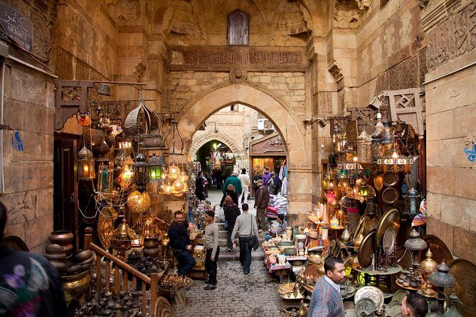 Cairo 2-Day Private Tours Pyramids Museum Citadel Khan El Khalili With Lunch - Guides and Expertise